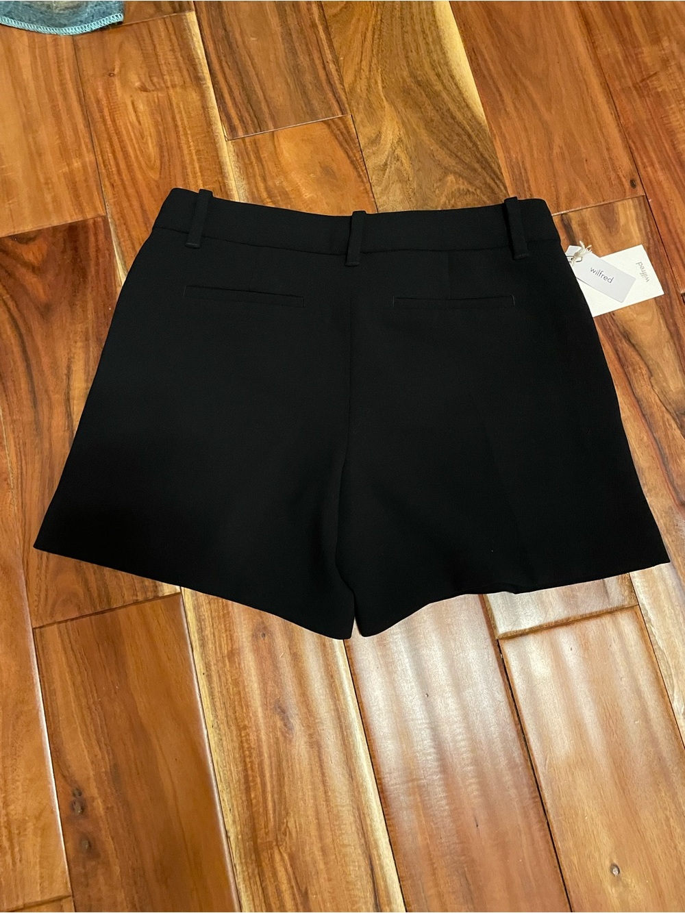 NEW ARITZIA Wilfred shorts size 0 black noir